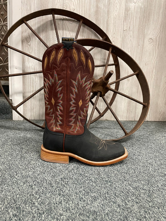 Cherryvale Hyer Boots - Size 9